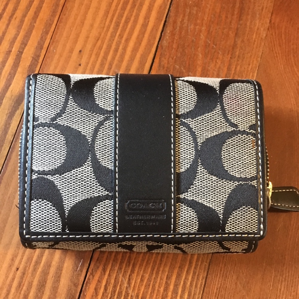 Coach wallet